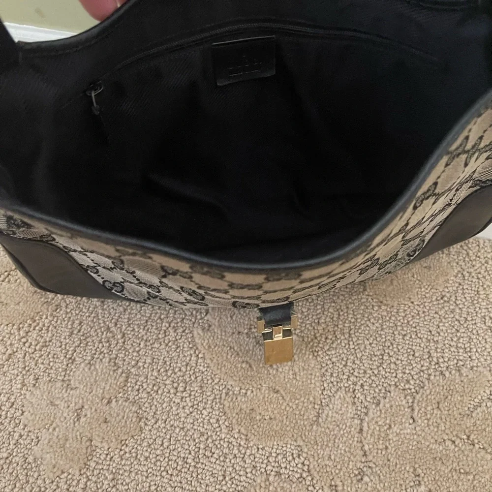 Authentic Gucci bag - Picture 11 of 13